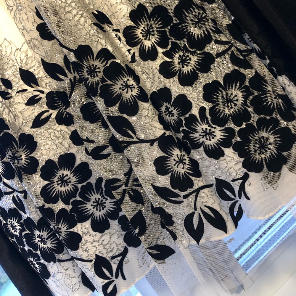 Graduation / Prom Dress - Picture 2 of 5